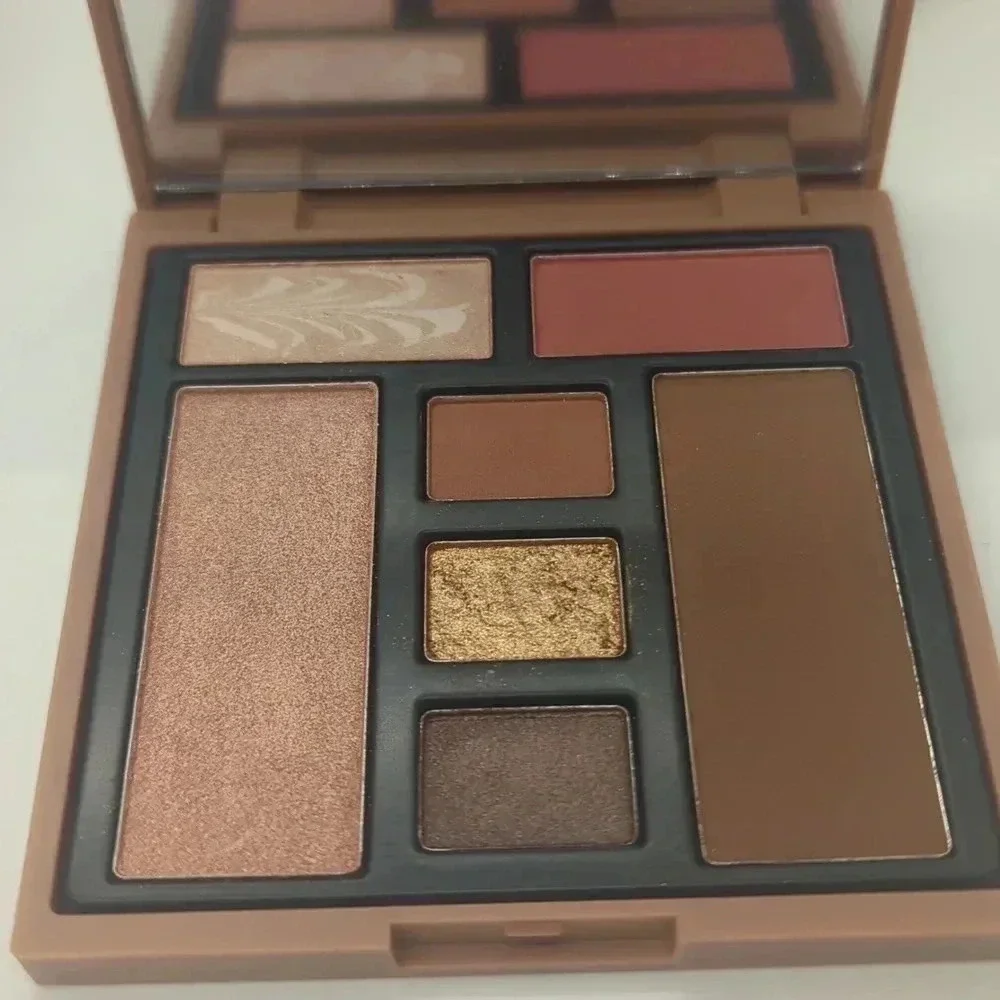 NIB Ciate London Brazilian Glow Face Palette in Medium Dark